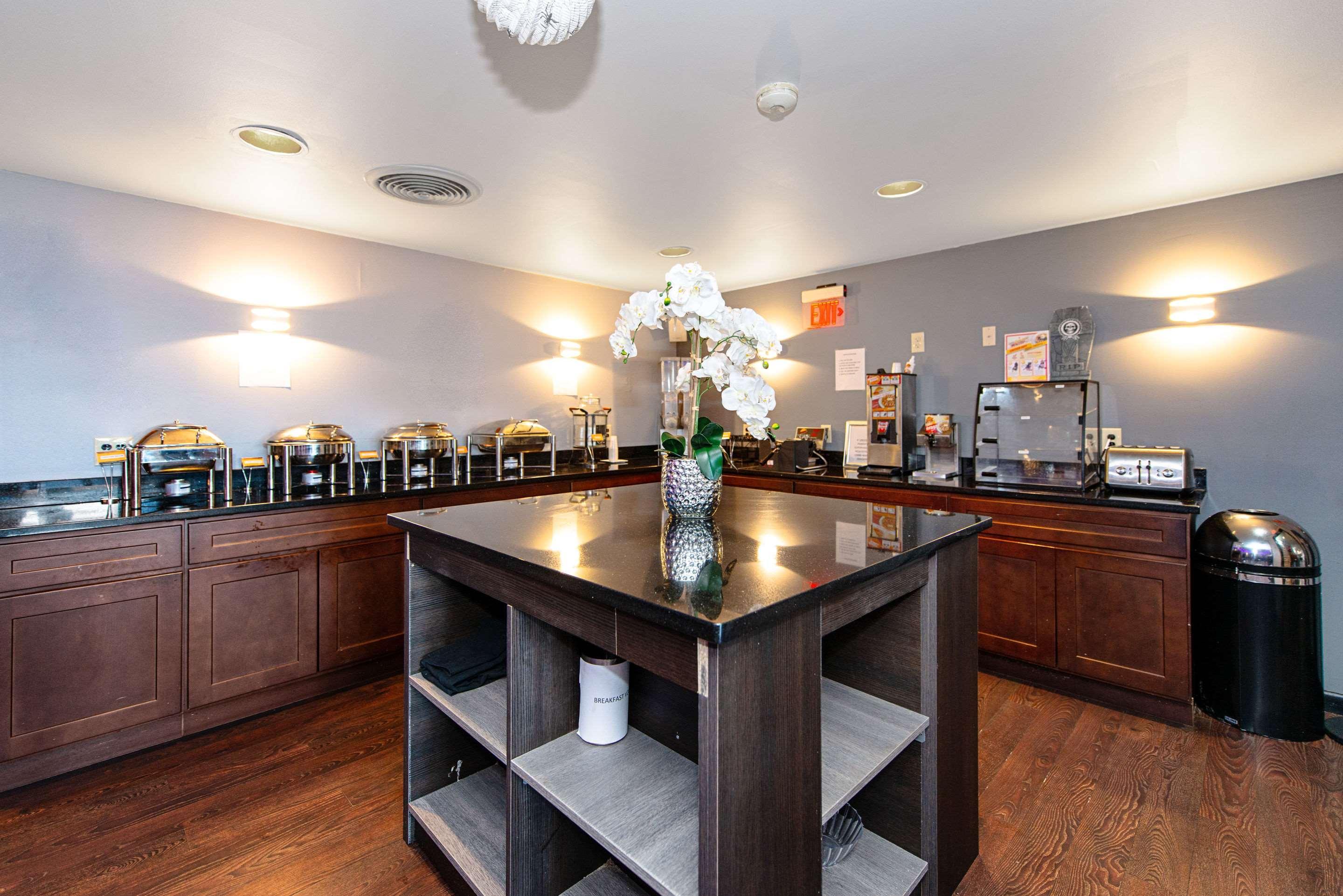 New Hope Inn & Suites 外观 照片